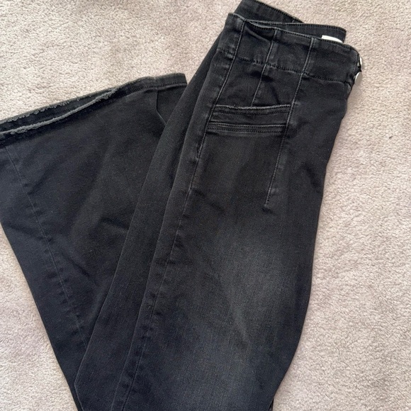 Altar’d State Flare Black Jeans Size 27 - Picture 4 of 4